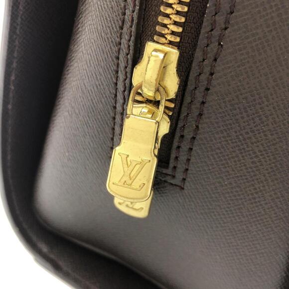 LOUIS VUITTON Authentic Brown Damier Bag - Picture 5 of 10